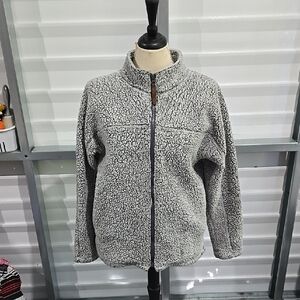 Cozy Gray Teddy Jacket‎ with Stand-Up Collar and Full-Length Zipper